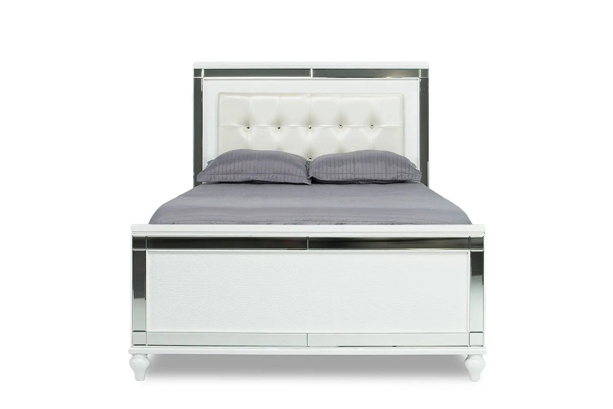 899965019:Valentino Panel Bed in White, Eastern King, Image 3