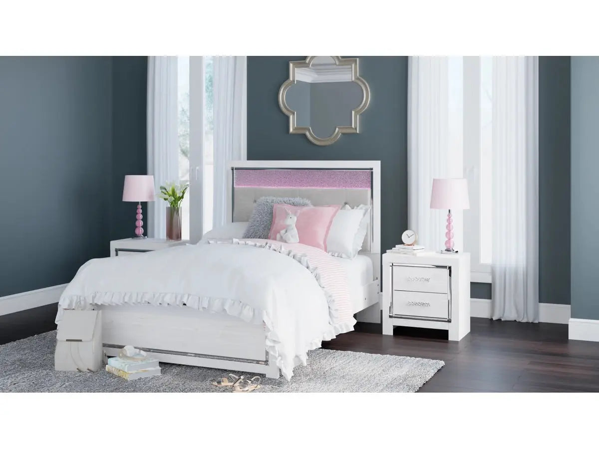 ALTYRA010:Altyra Panel Bed, Styled