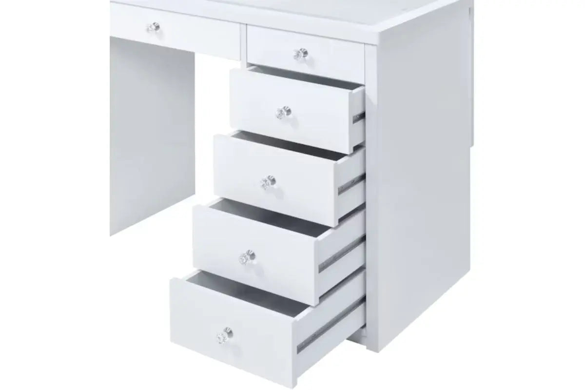 675055204:Amia Vanity,