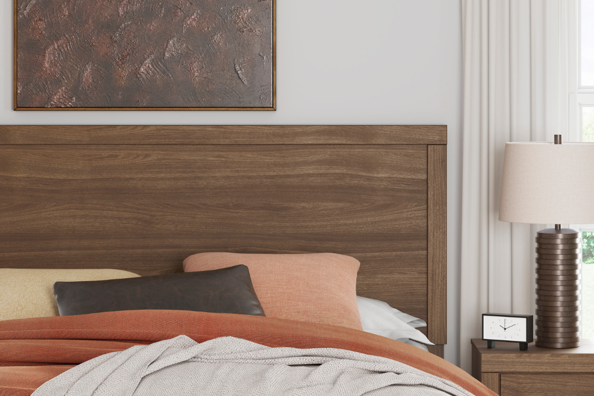 BROACHM38:Broachmyn Panel Bed,