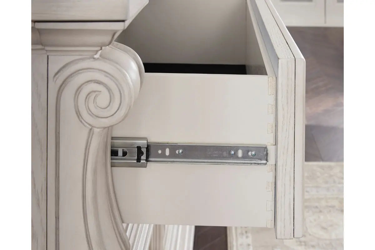 719405994:Bruchandi Dresser,