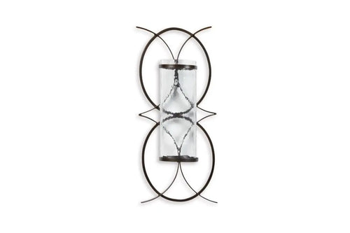 197676523:Bryndis Candleholder, Front