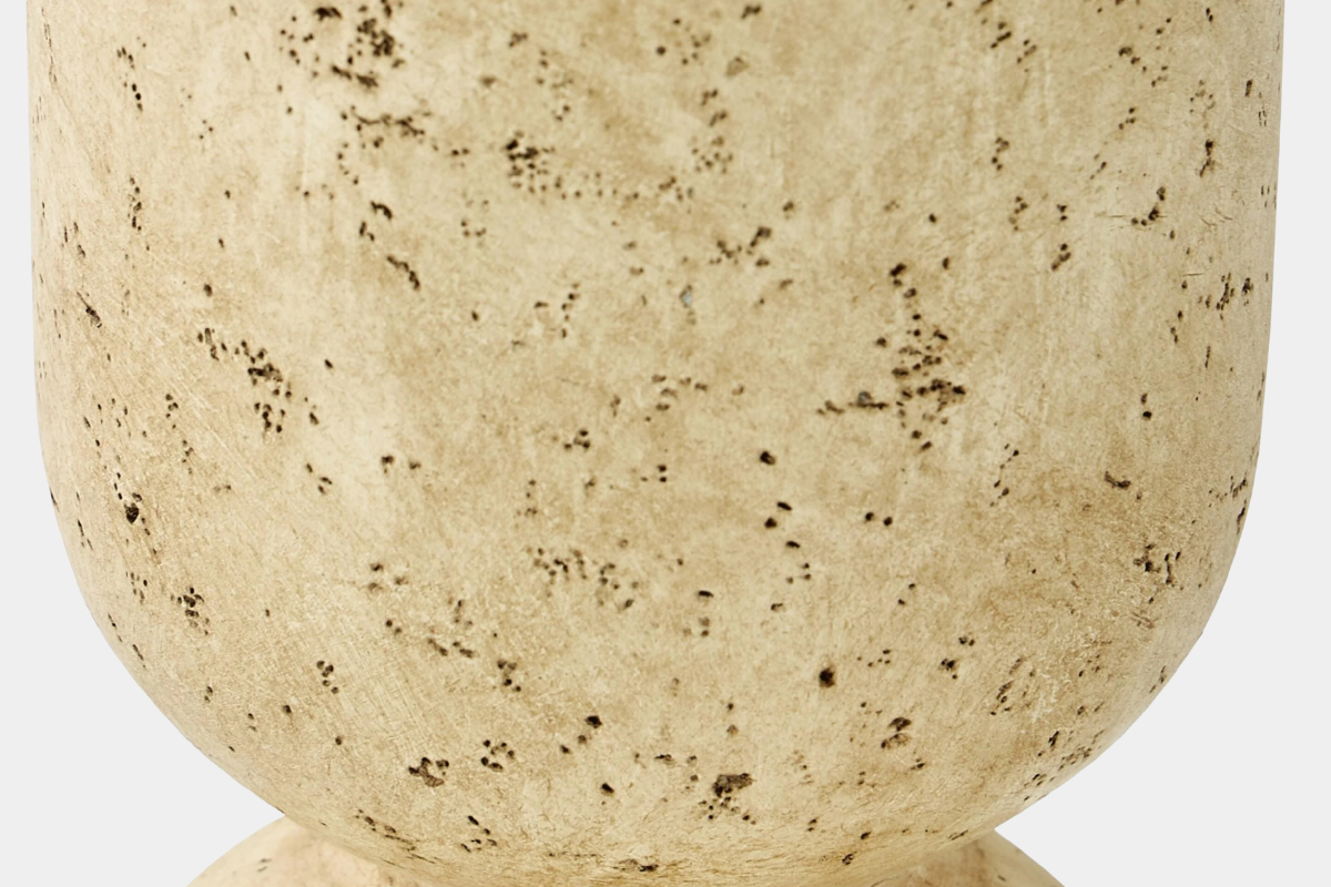 629328285:Byrons Vase,