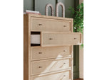 928739538:Cielden Chest, Styled