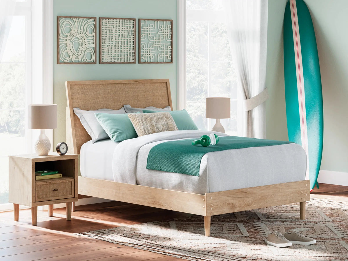 CIELDEN04:Cielden Panel Bed, Styled