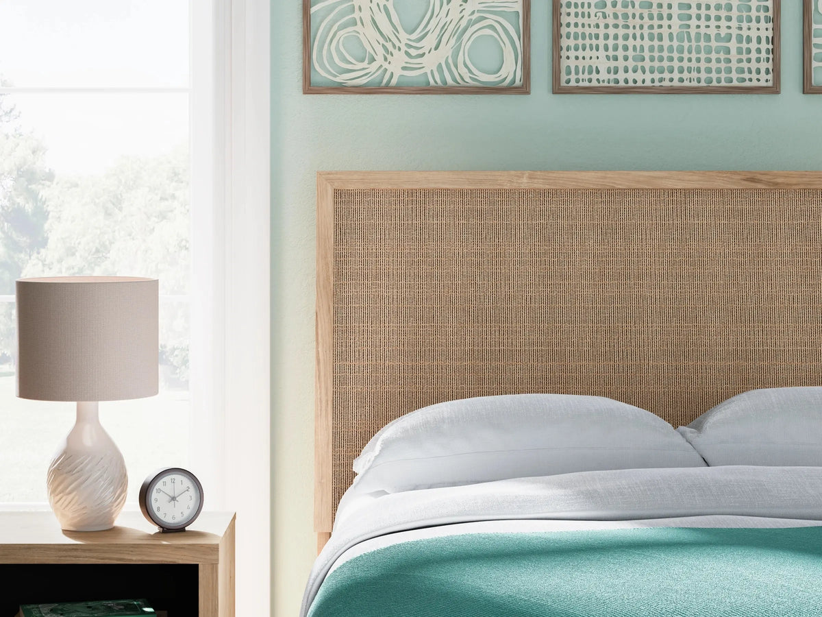 CIELDEN04:Cielden Panel Bed, Styled