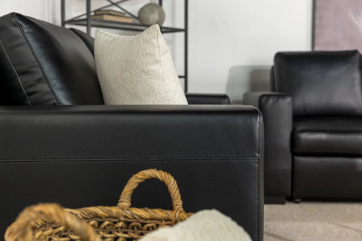 121400015:Claire Full Sleeper Loveseat,