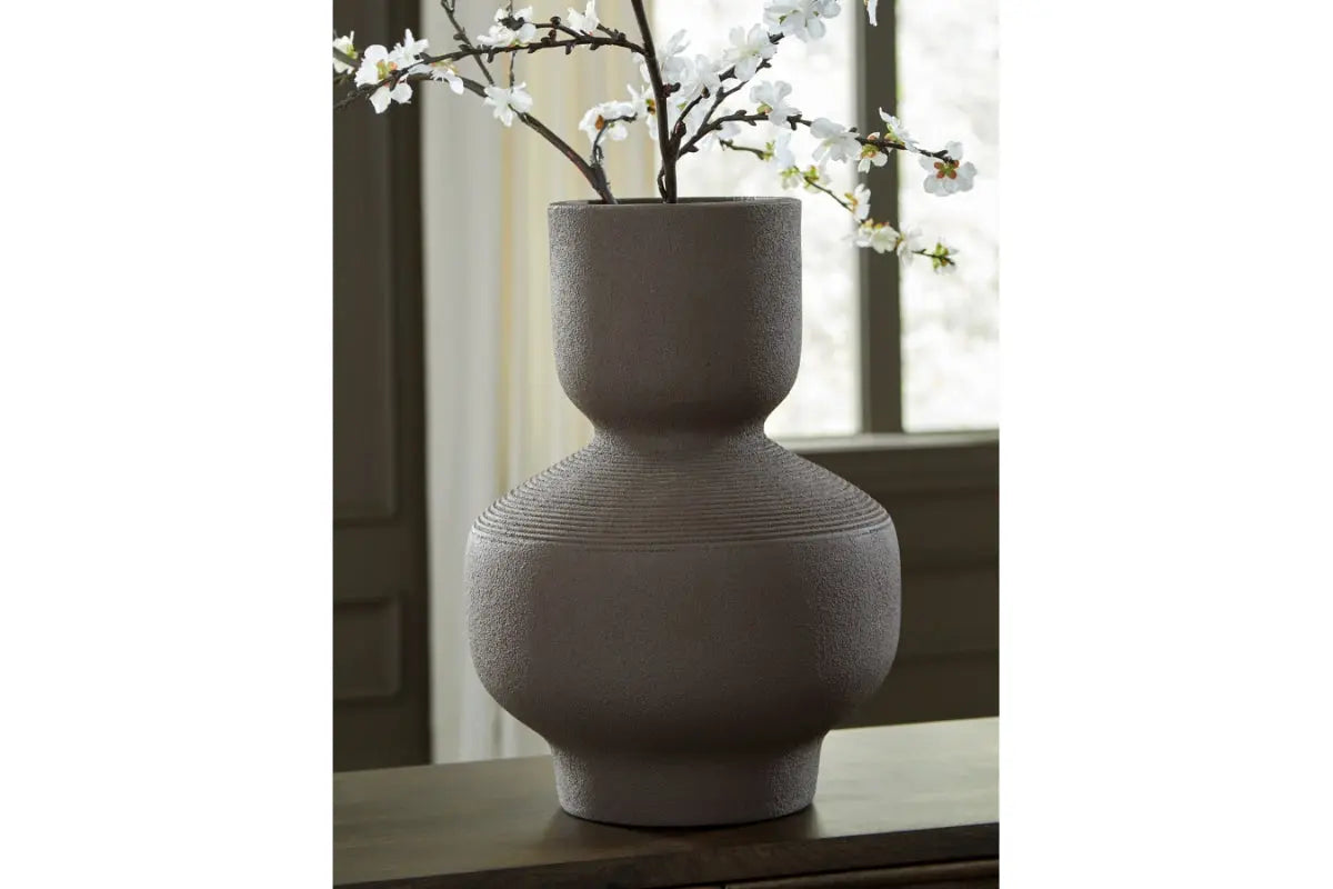 477281436:Dalsen Vase, AngledAngle