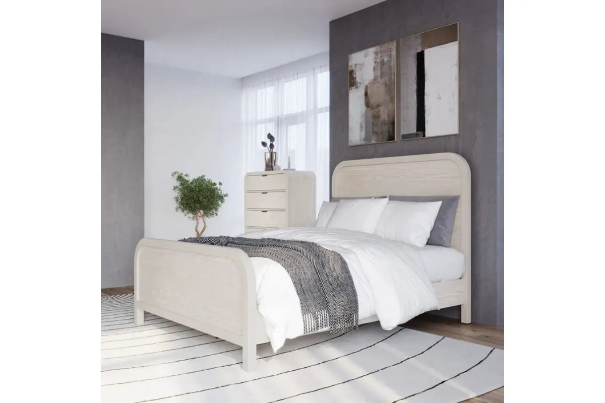 DRAKE0007:Drake Platform Bed, Styled