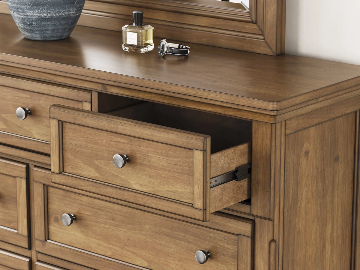 FEDDIN006:Feddinger Panel Bed & Dresser , Open
