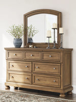042246104:Feddinger Dresser,