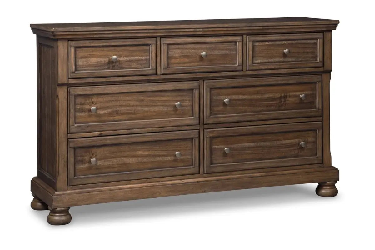 478045557:Flynnter Dresser, Angle