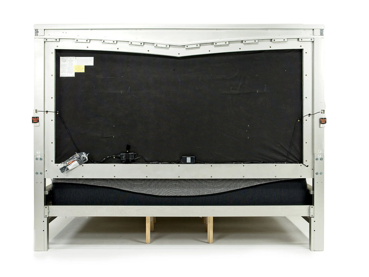 923328522:Glendale Panel Bed in Platinum, Eastern King, Image 4