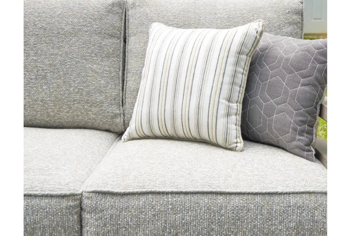045081238:Hillside Barn Patio Sofa, Side