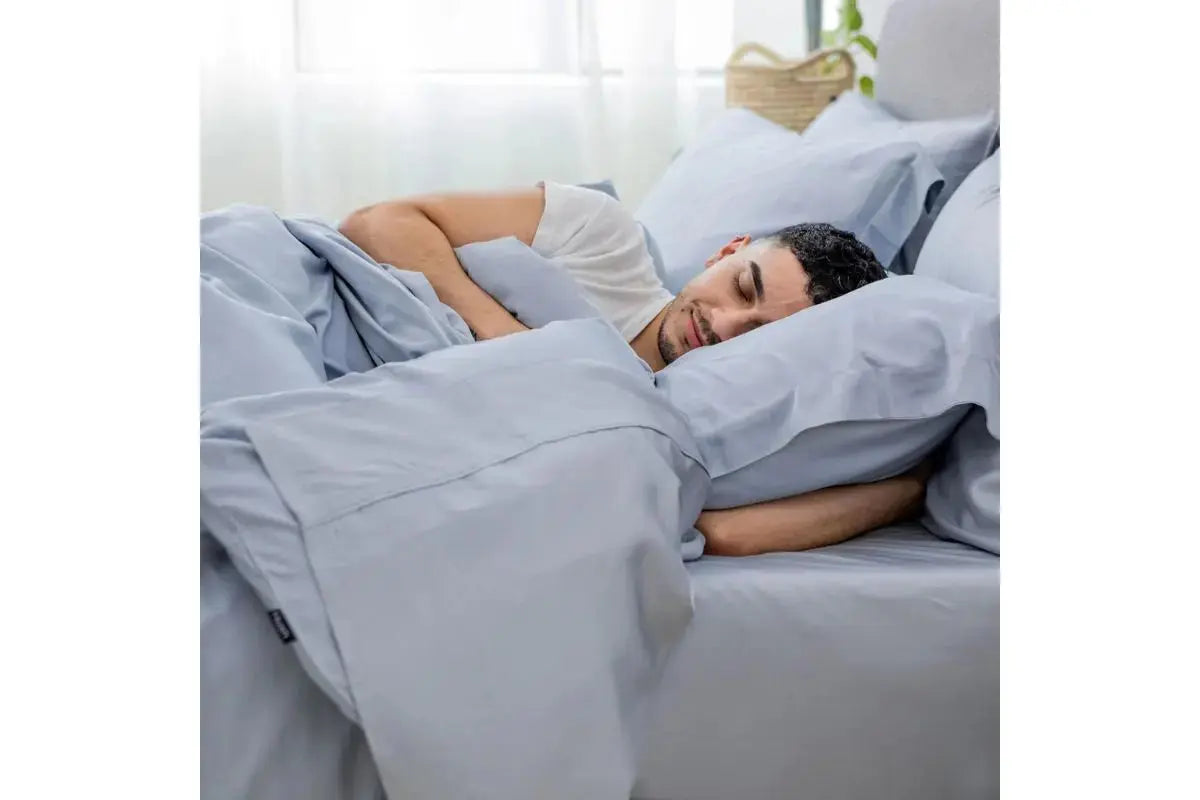 060050892:Iced Duvet Coverlet, Styled