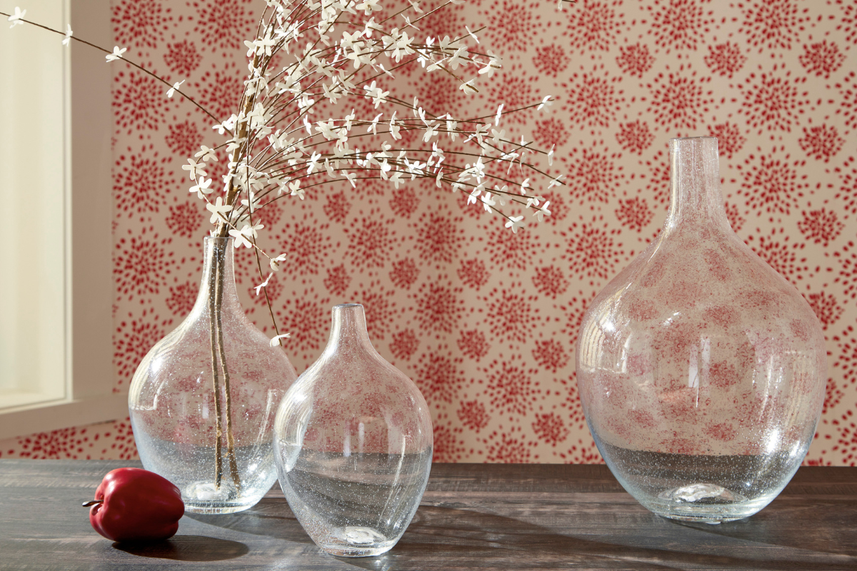812028975:Kurthorne Vase, Styled