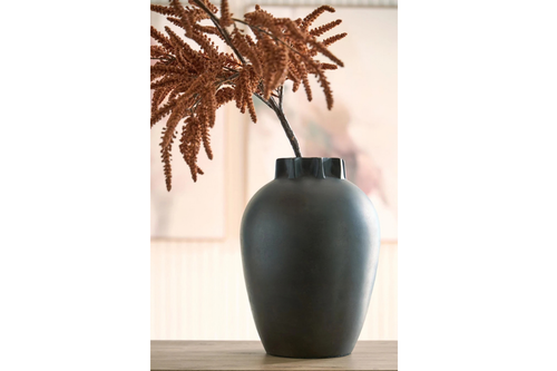 421165325:Kaslett Vase, Styled