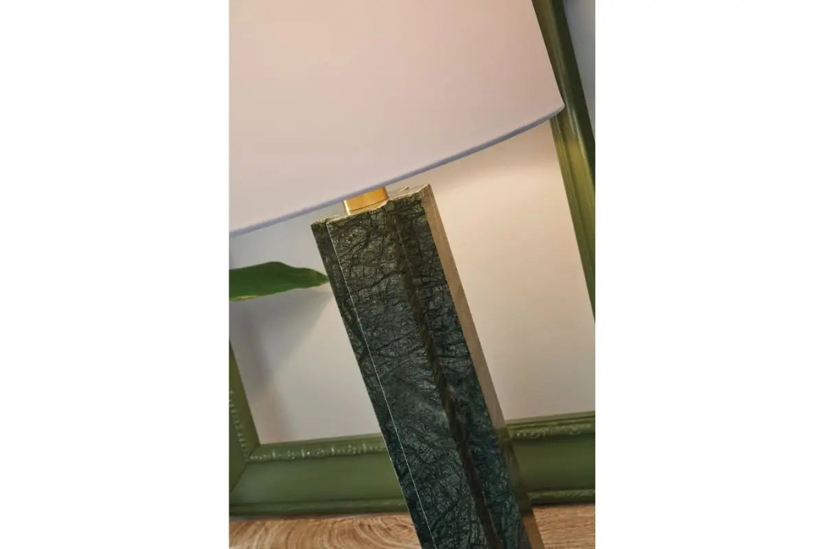 740671230:Keegan Lamp,