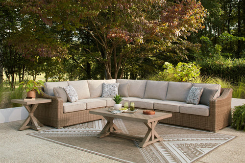 LAGUNAH20:Laguna Heights 4-piece sectional styled