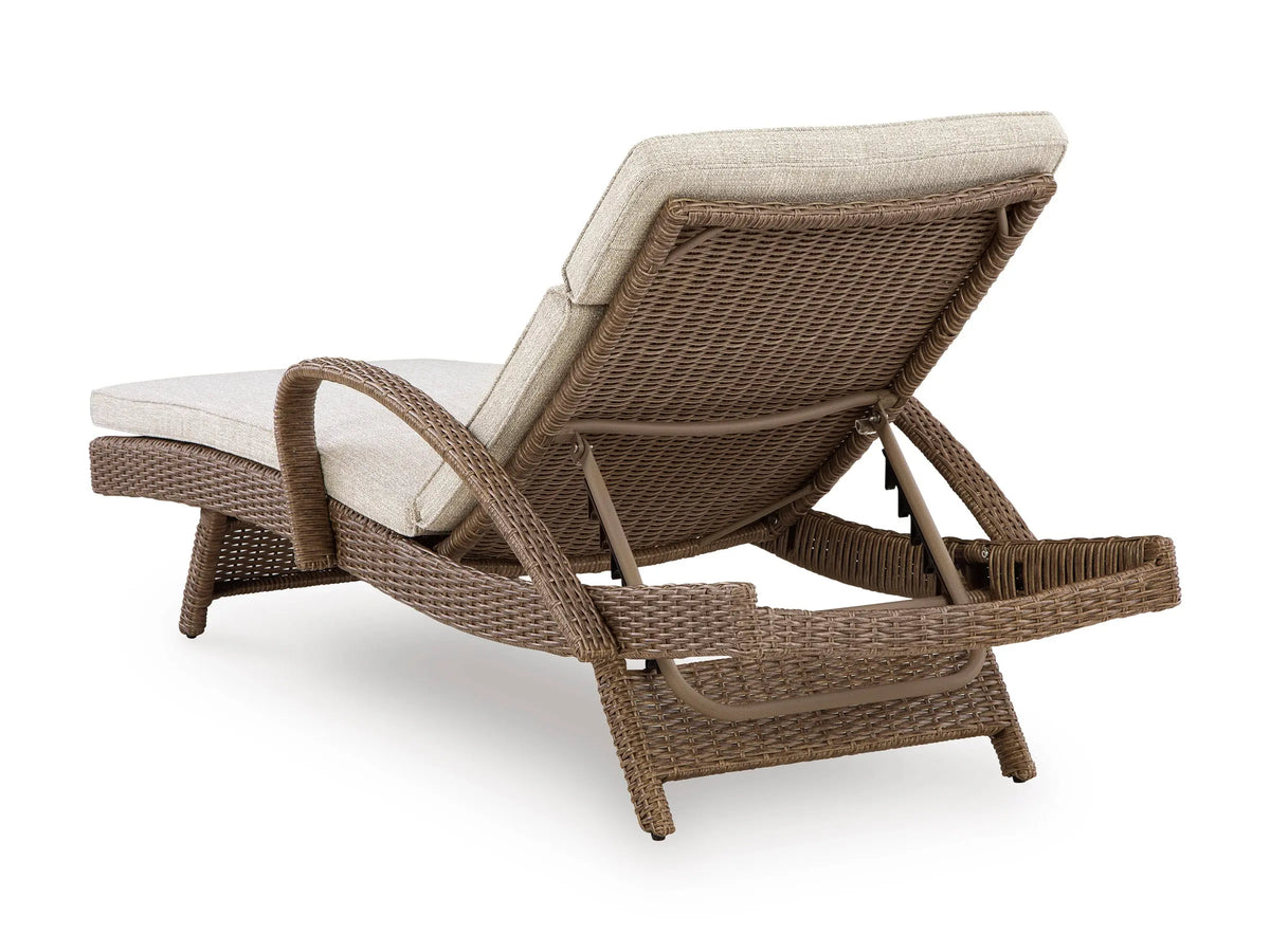 015208390:Laguna Heights Outdoor Lounge , BackAngle