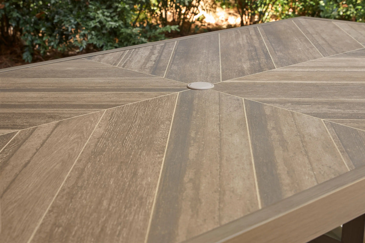 380029655:Laguna Heights Outdoor Dining ,