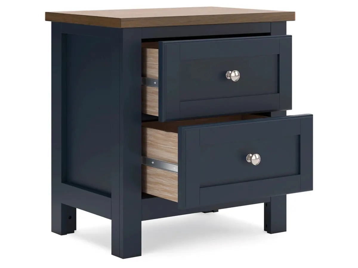790942117:Landocken Nightstand, Open