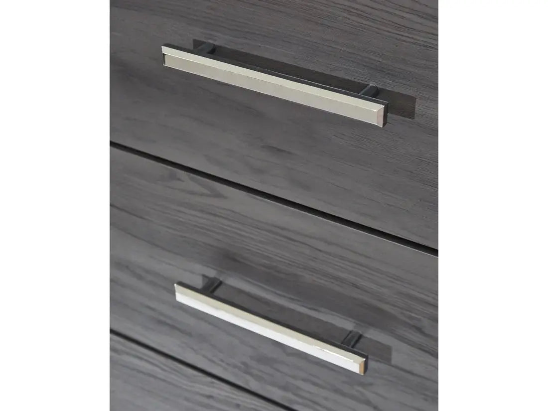 LODANNA03:Lodanna Panel Bed & Dresser & ,