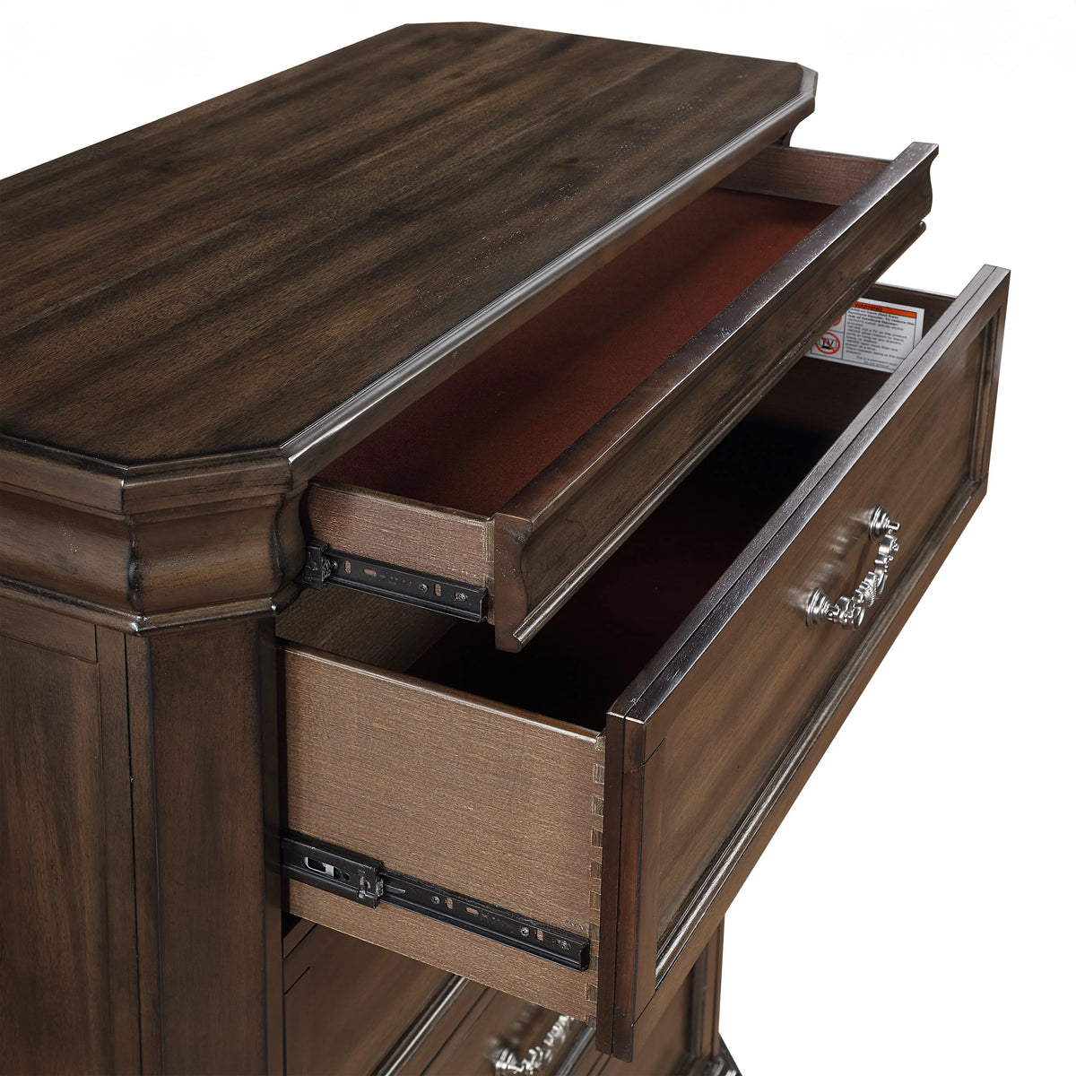 861550404:Lyndhurst Chest,