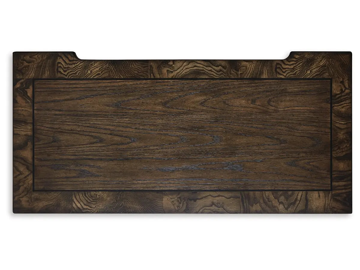 800460677:Maylee Chest,