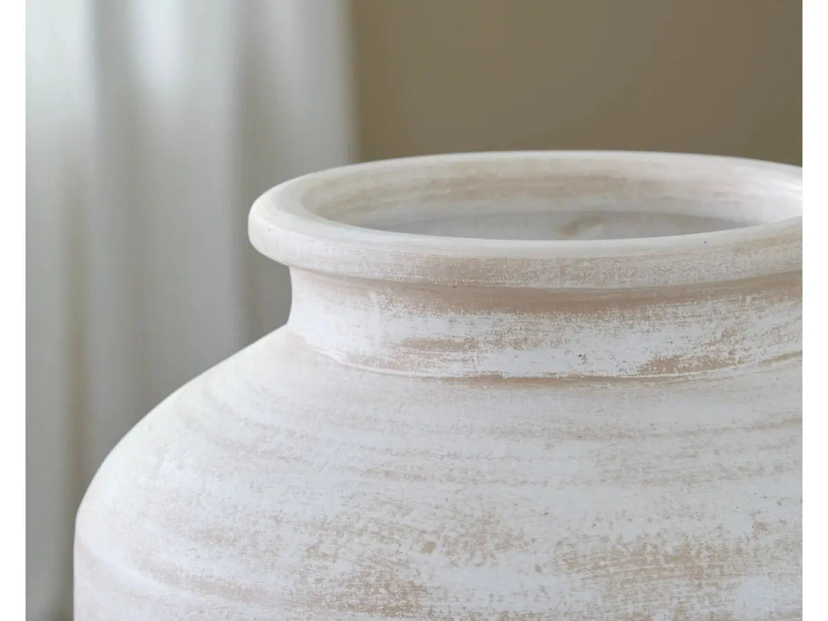 025823138:Meadie Vase Or Filler,