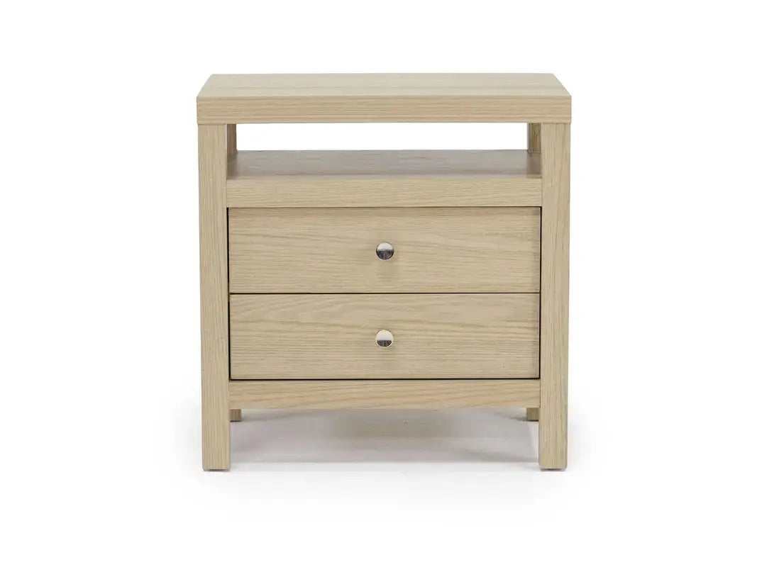 MERRIFI02:Merrifield Panel Bed & Dresser, Front
