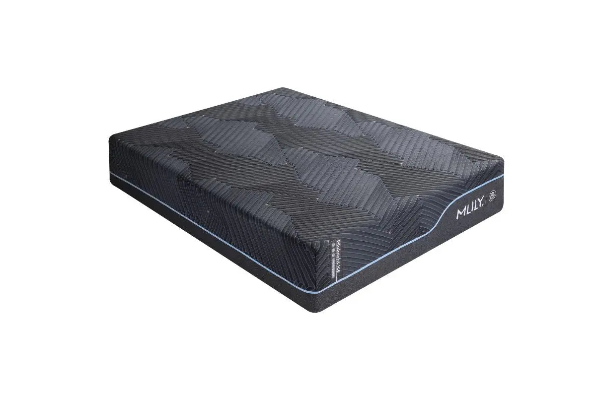 723890852:Midnight Ice 3.0 Plush Mattres, Angle