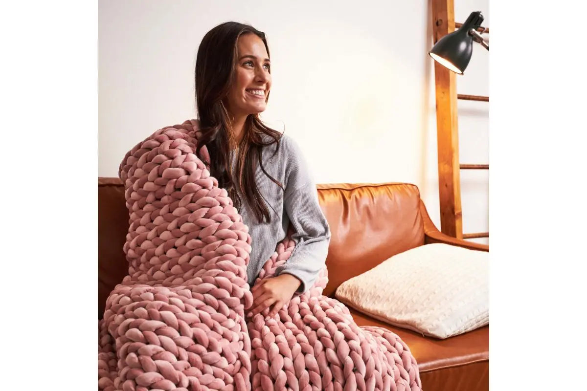 751130305:Minky Weighted Coverlet,