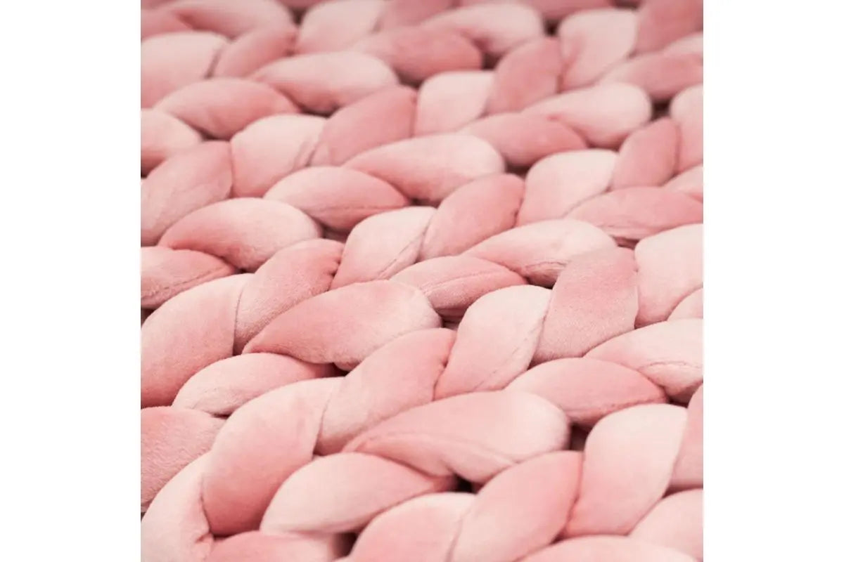 751130305:Minky Weighted Coverlet,