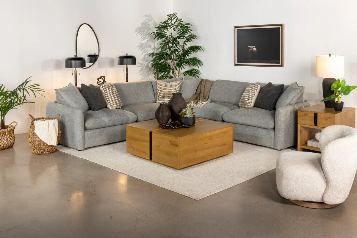 NOVA00000:Nova 5 Piece Sectional,