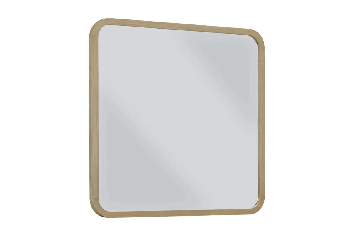 061566661:Penny Mirror, Angle