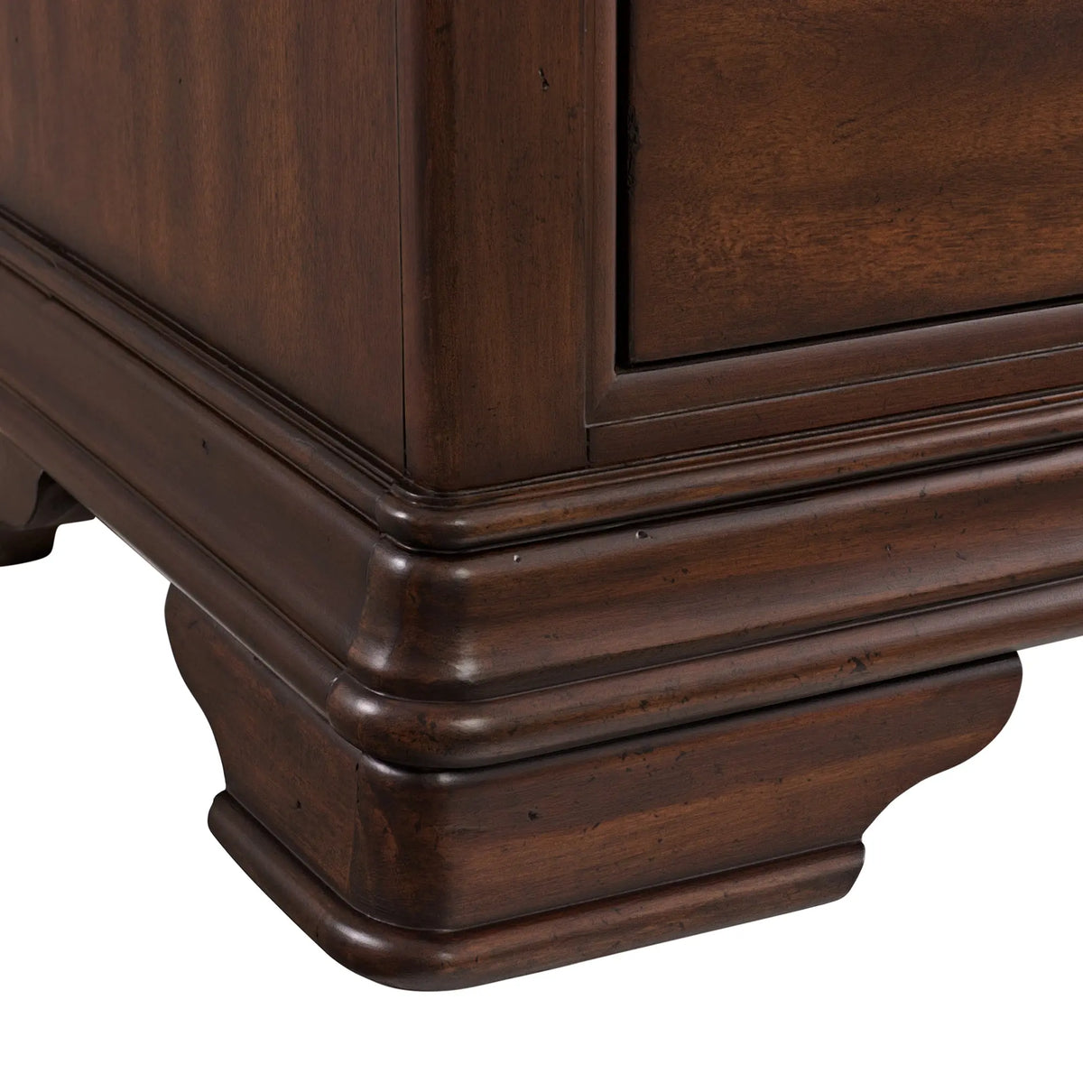 525745881:Phillipe Chest,
