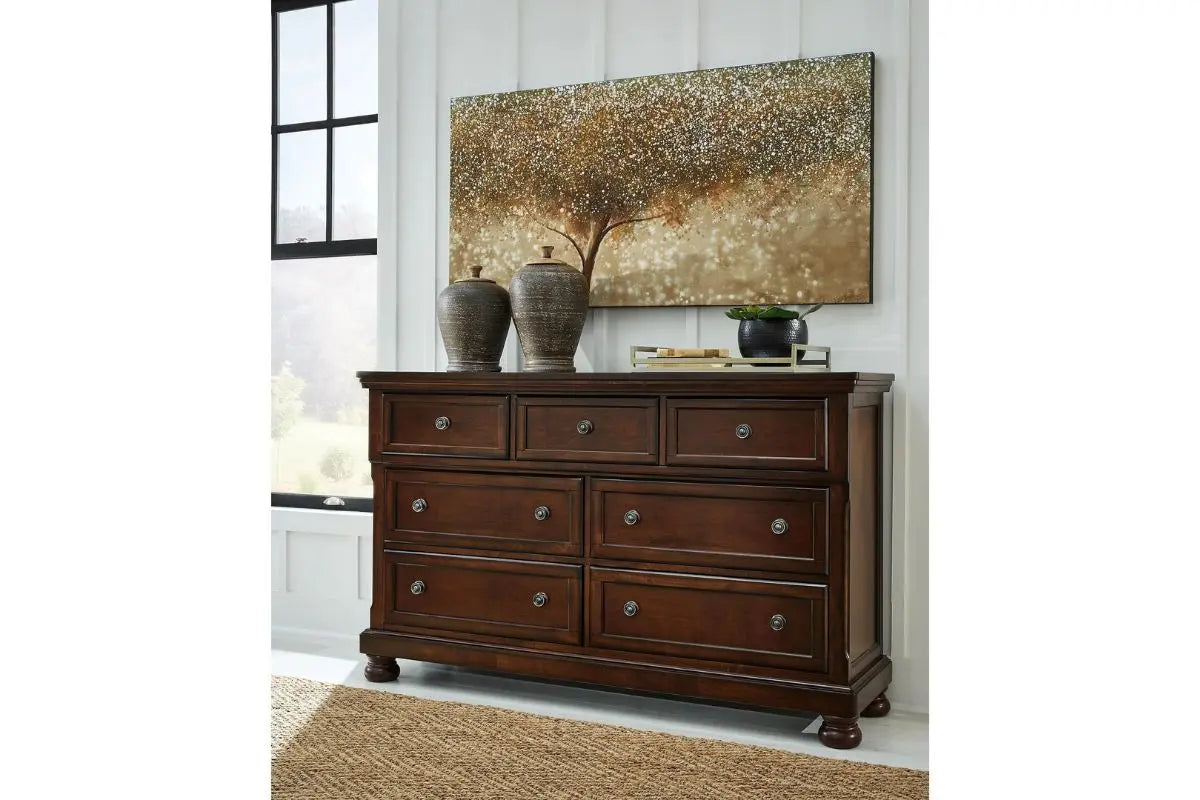 572243384:Porter Dresser, Styled