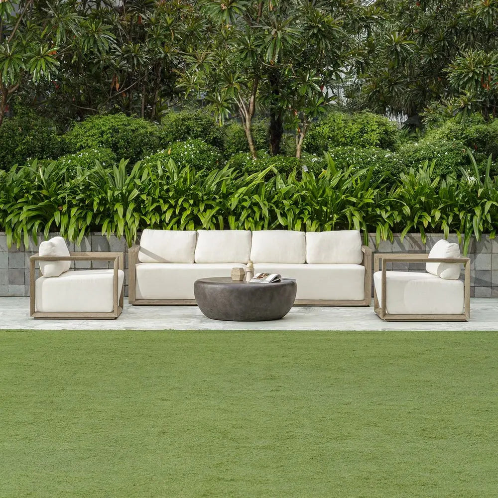 046956456:Remsen Outdoor Sofa, Styled