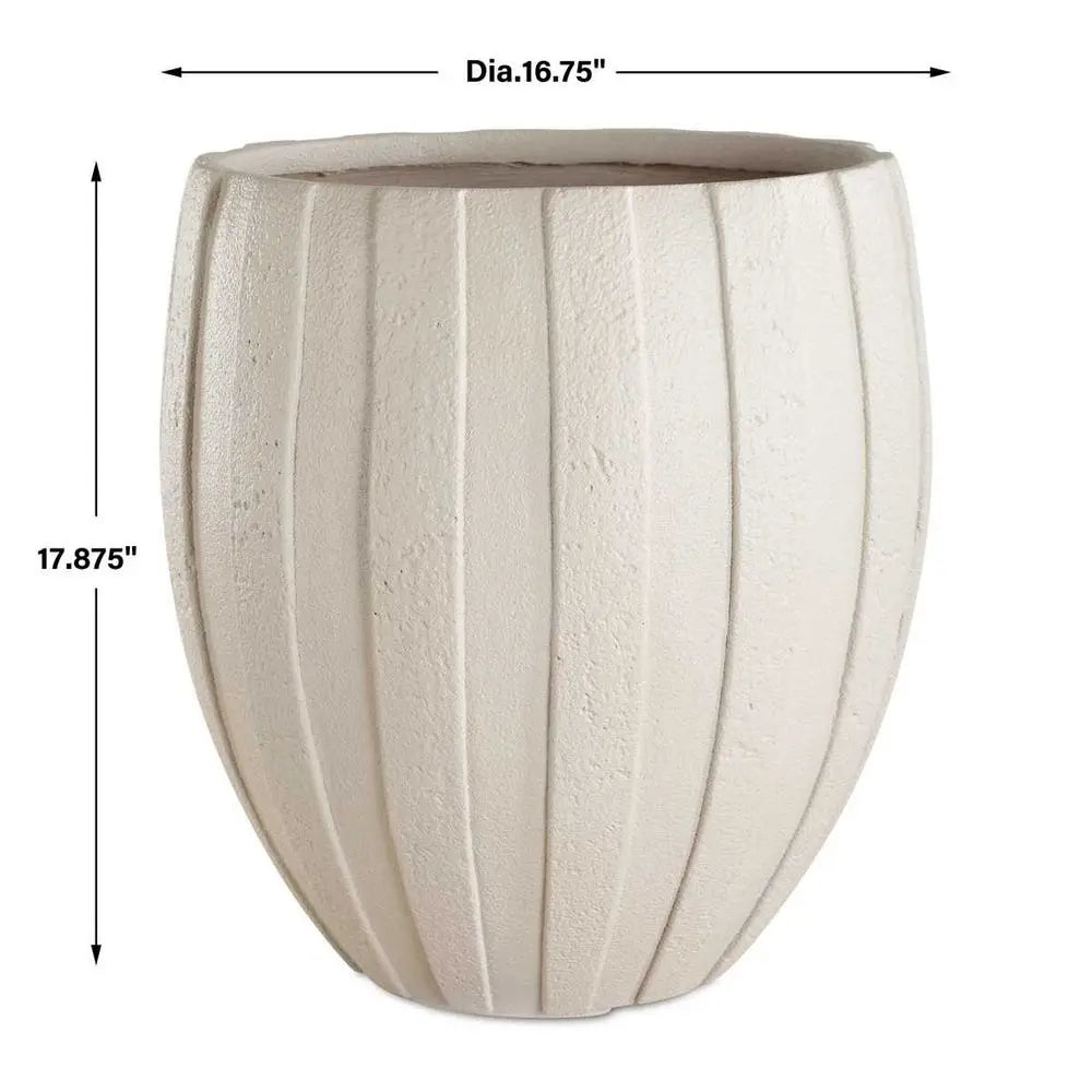 040107966:Ridgehaven Vase,
