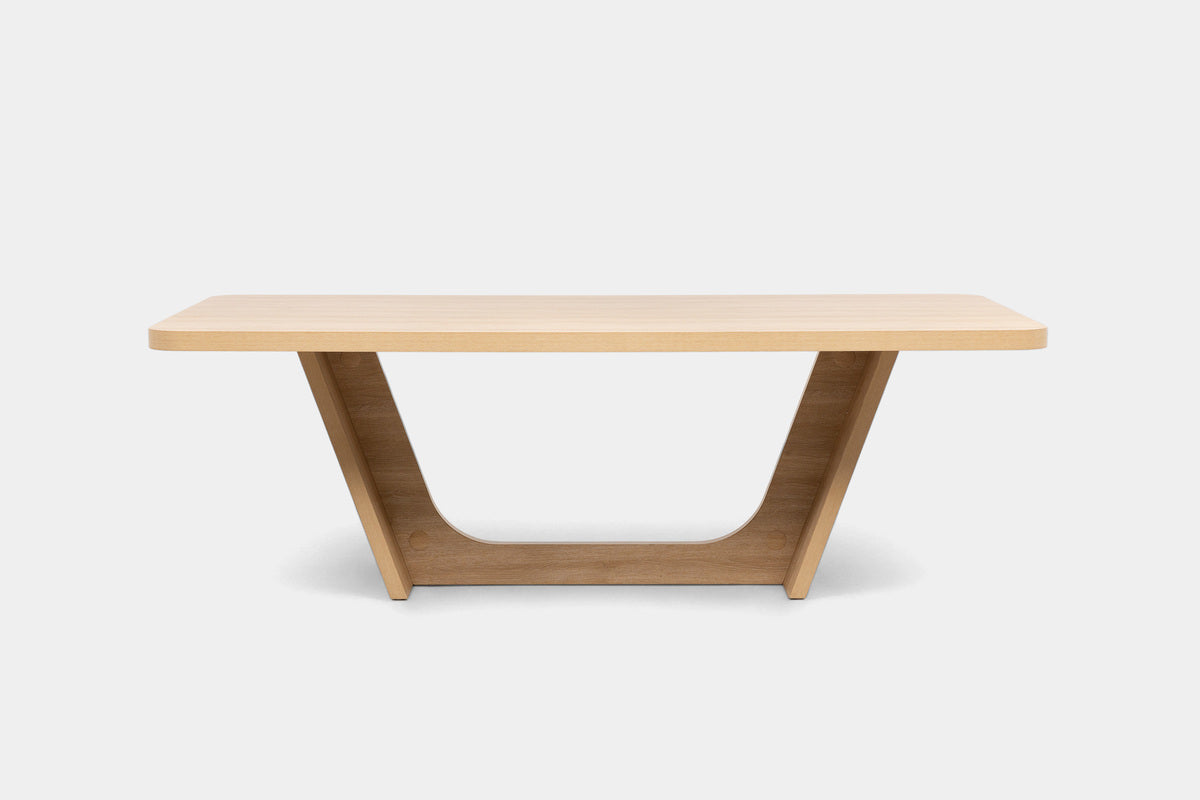 RIDGEMO03: Ridgemont Dining Table in Natural Front View