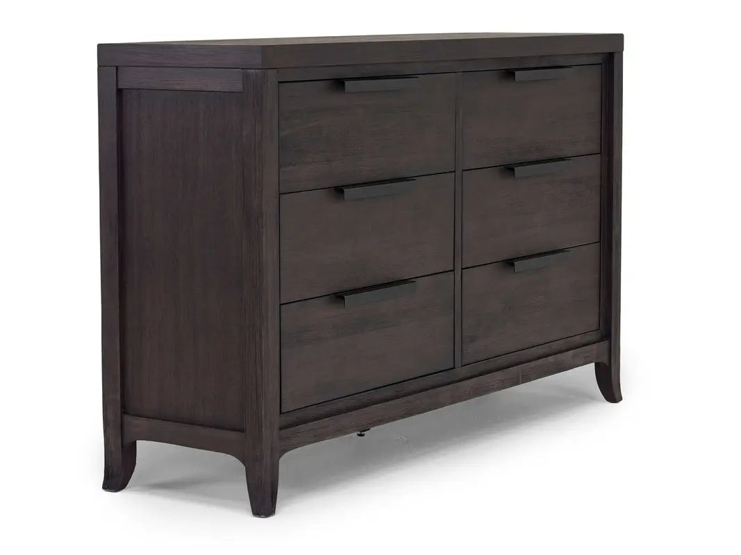 057092456:Riley Dresser, AngledAngle