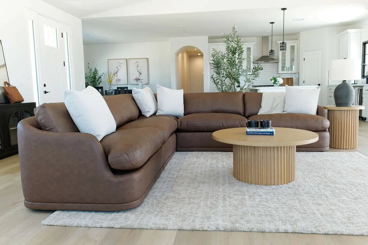STRATUS00:Stratus 5 Piece Sectional, StyledFront