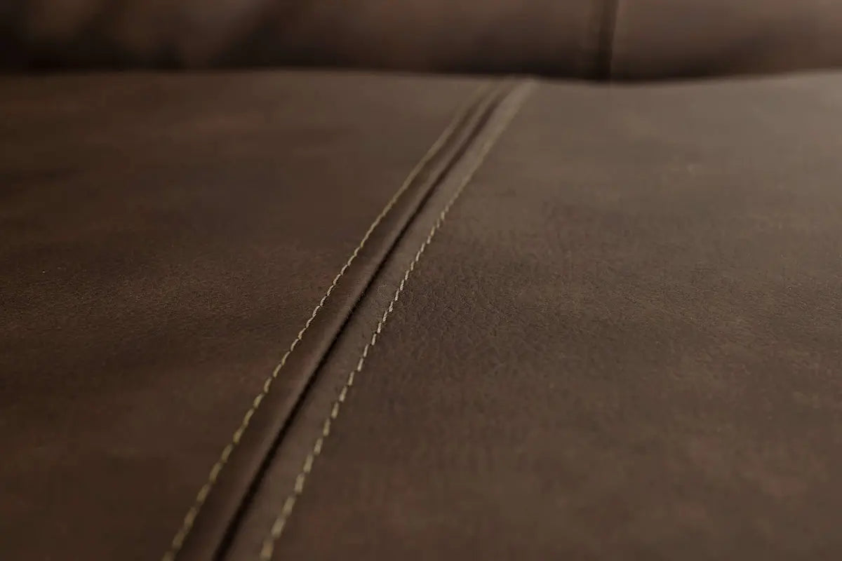 STRATUS02:Stratus Sofa,