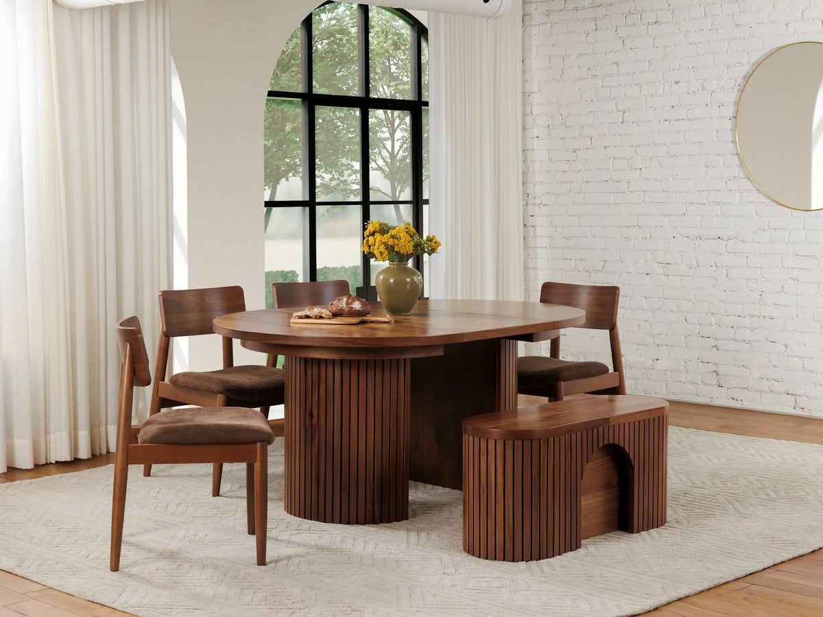 TRANSFM22:Transformer Round Dining Table, Styled