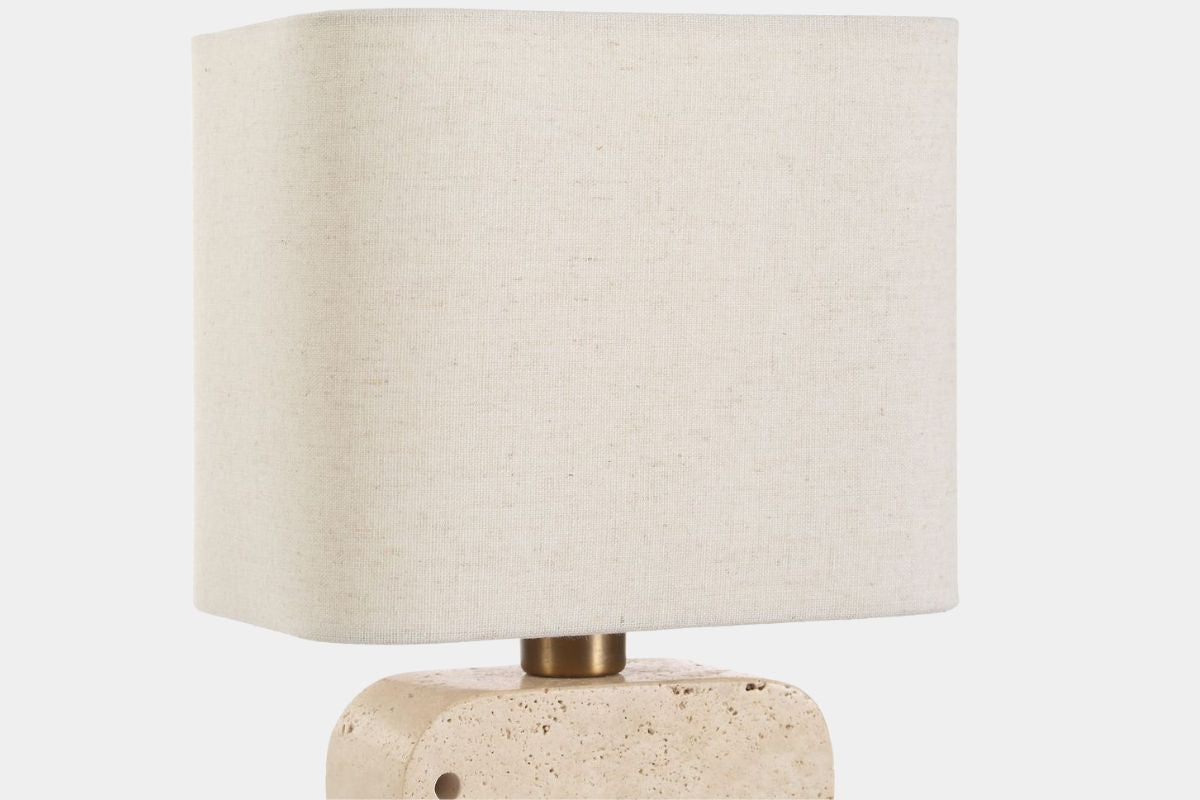 659712308:Tusk Lamp,