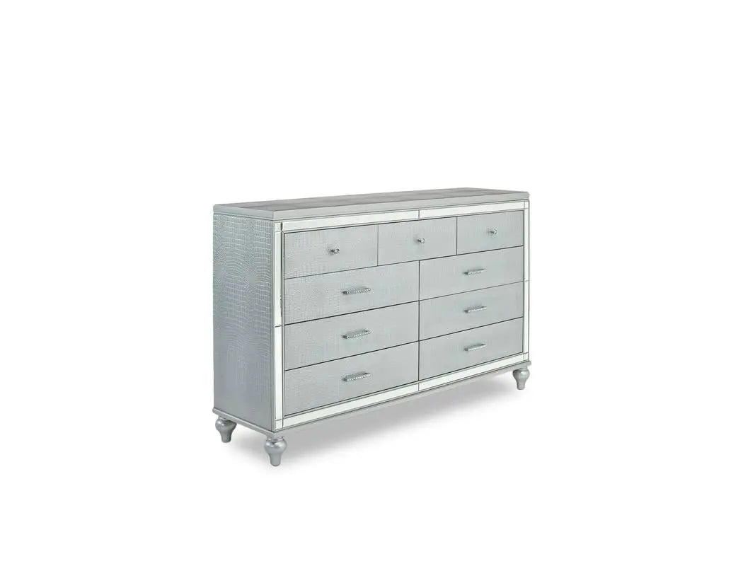 981471226:Valentino