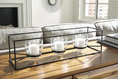 127416191:Jadyn Candle Holder in Black, Image 1