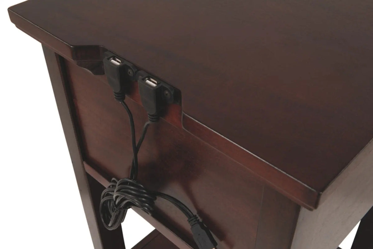 915074791:Marnville USB Accent Table in Cherry, Image 3