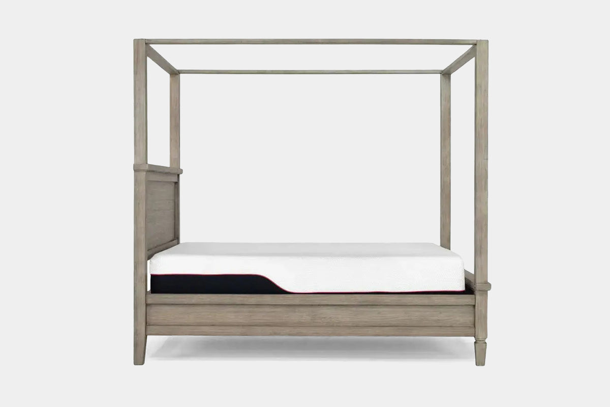 COUNTRY02:Country Side Canopy Bed, 